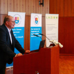 Gerd Schwarz LFVBW führt durch die Grußworte